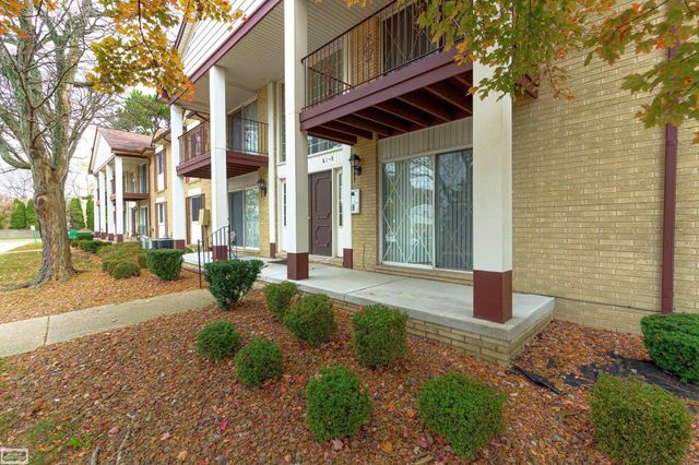 29200 Gloede Street, Warren, MI 48088