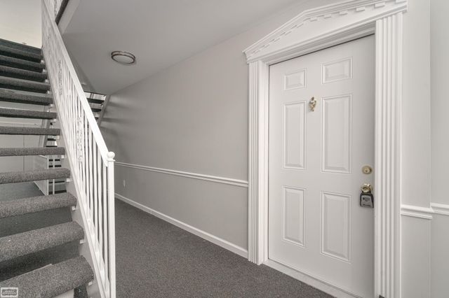 29200 Gloede Street, Warren, MI 48088