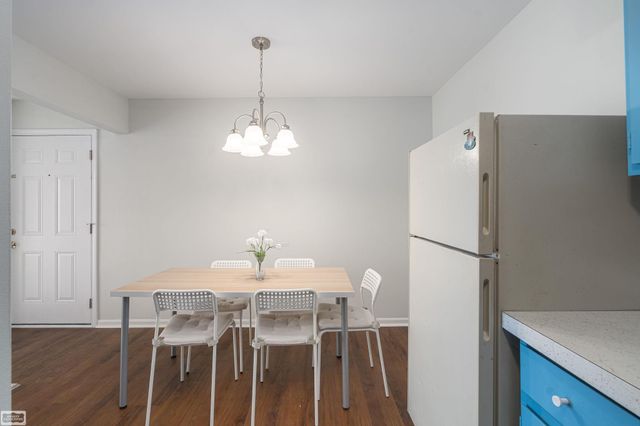 29200 Gloede Street, Warren, MI 48088