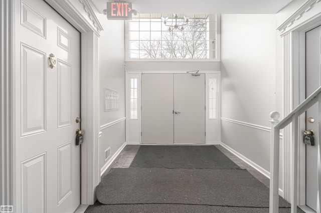 29200 Gloede Street, Warren, MI 48088