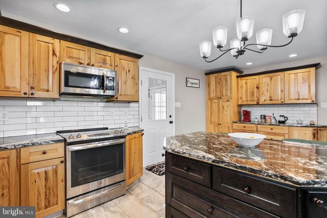 16834 LAPPANS RD, Williamsport, MD 21795