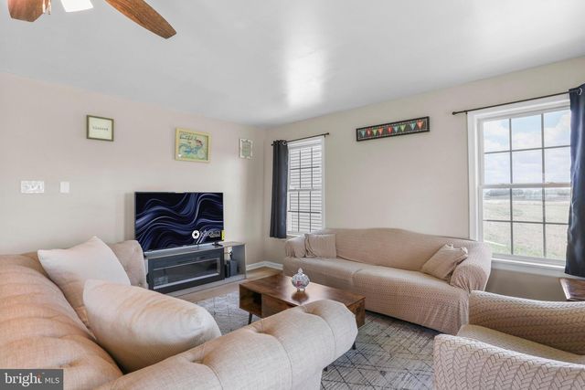 16834 LAPPANS RD, Williamsport, MD 21795