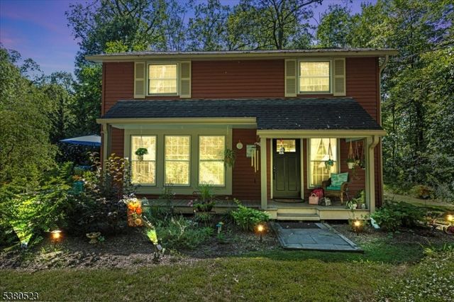 7 Laurel Ave, Frankford Twp., NJ 07826