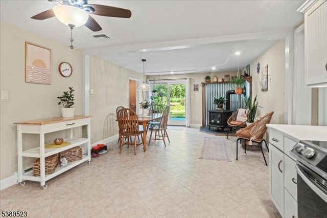 7 Laurel Ave, Frankford Twp., NJ 07826