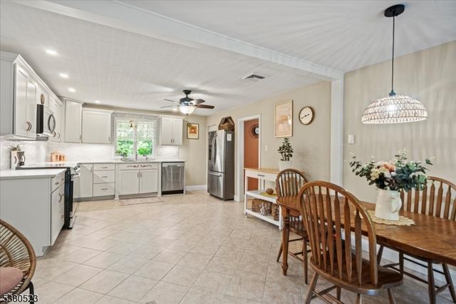 7 Laurel Ave, Frankford Twp., NJ 07826