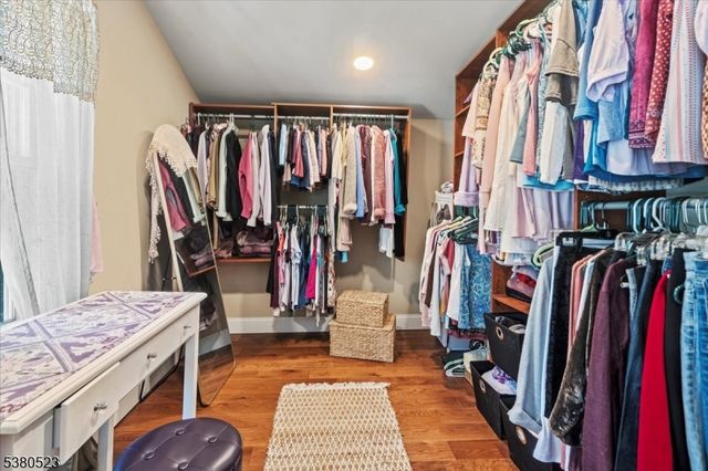 7 Laurel Ave, Frankford Twp., NJ 07826