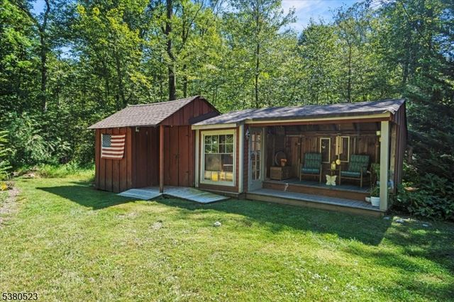 7 Laurel Ave, Frankford Twp., NJ 07826