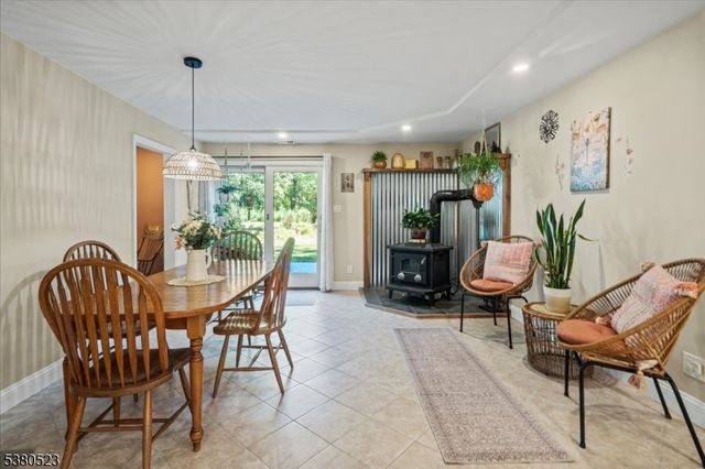 7 Laurel Ave, Frankford Twp., NJ 07826