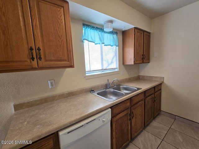 1235 Birch Drive, Las Cruces, NM 88001