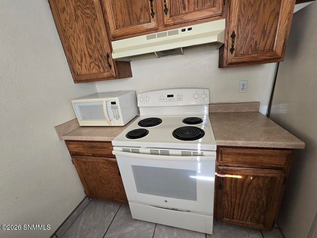 1235 Birch Drive, Las Cruces, NM 88001