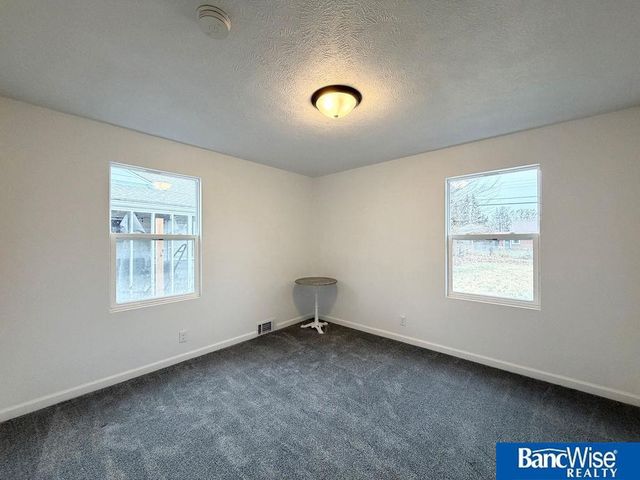 4301 Mohawk Street, Lincoln, NE 68510