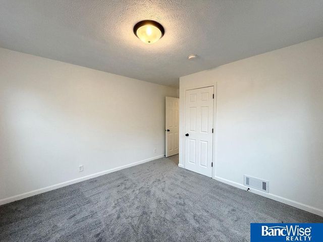 4301 Mohawk Street, Lincoln, NE 68510