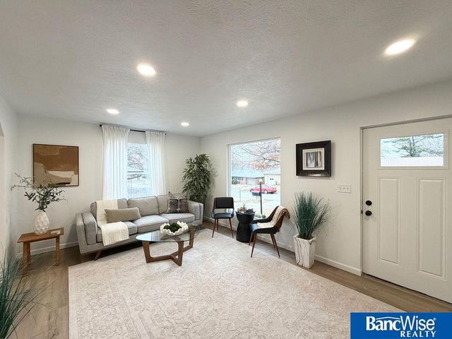 4301 Mohawk Street, Lincoln, NE 68510