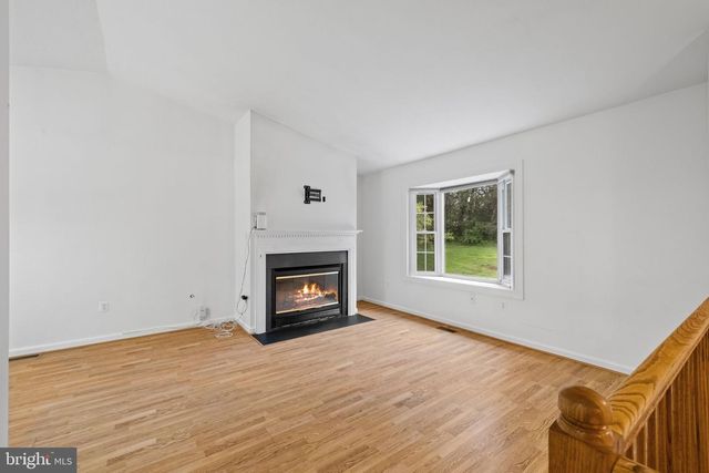 11617 LUCASVILLE RD, Manassas, VA 20112