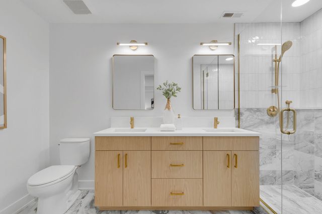 3204 N Kostner Avenue 301, Chicago, IL 60641