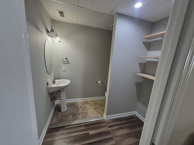 1401 Mutual Dr, Clarksville, TN 37042
