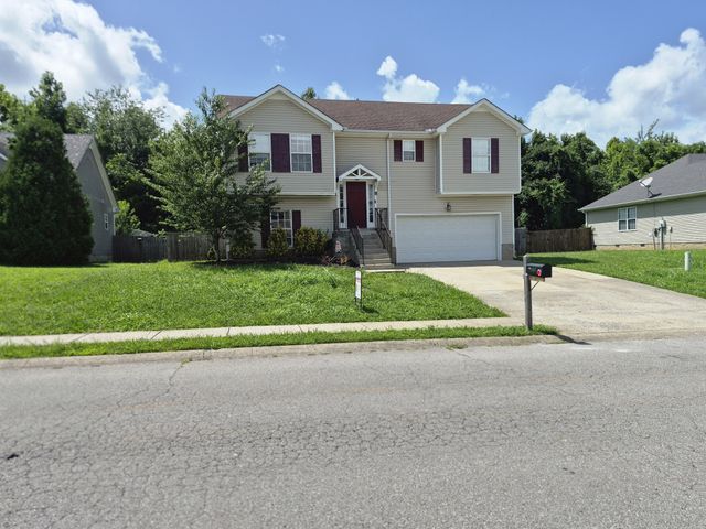1401 Mutual Dr, Clarksville, TN 37042