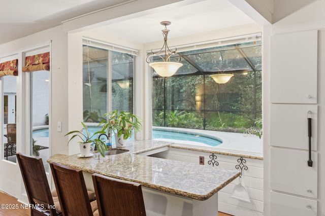 10052 GOLF CLUB Drive, Jacksonville, FL 32256