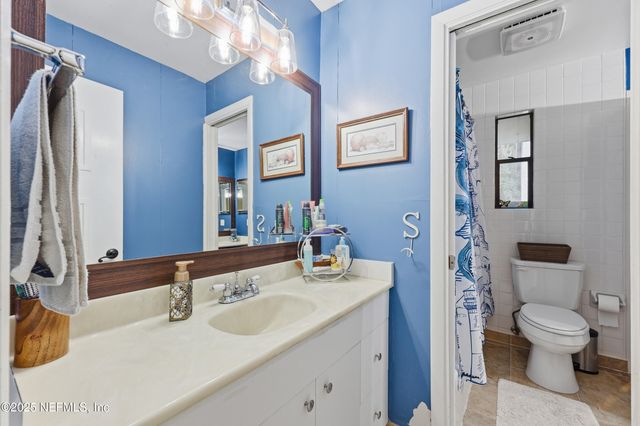 10052 GOLF CLUB Drive, Jacksonville, FL 32256