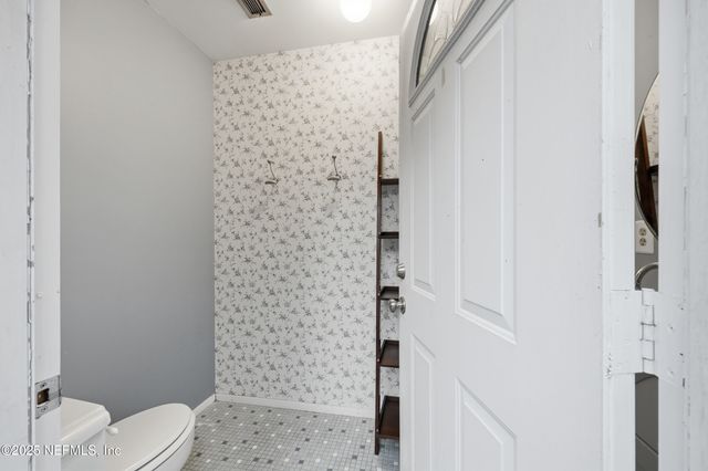 10052 GOLF CLUB Drive, Jacksonville, FL 32256