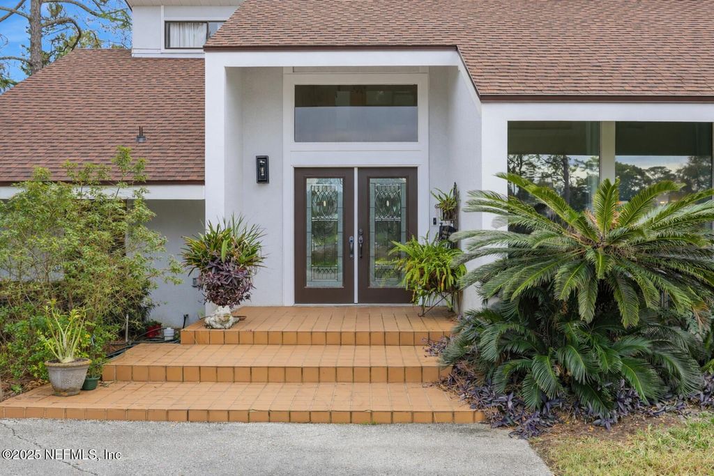 10052 GOLF CLUB Drive, Jacksonville, FL 32256