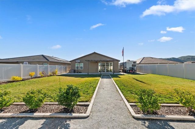 32476 Wild West Court, Winchester, CA 92596