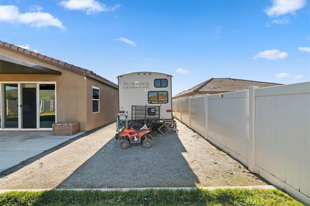 32476 Wild West Court, Winchester, CA 92596