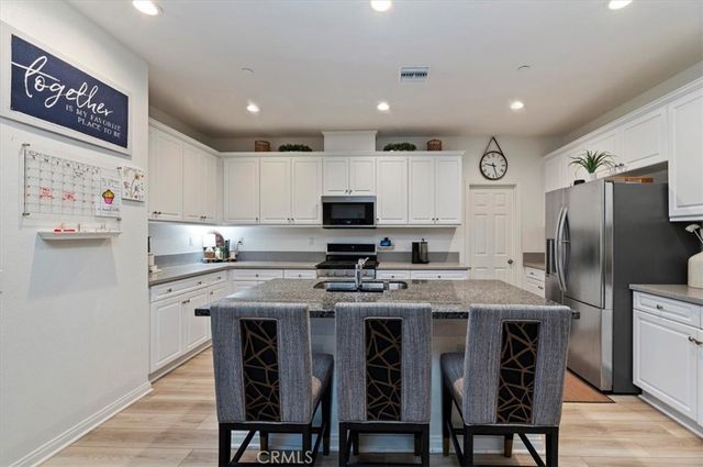 32476 Wild West Court, Winchester, CA 92596