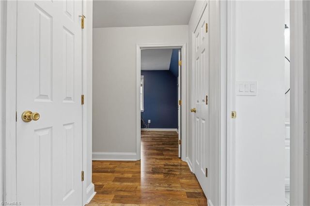 3389 Tinley Park Drive, Winston-salem, NC 27107