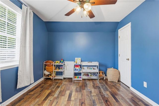 3389 Tinley Park Drive, Winston-salem, NC 27107
