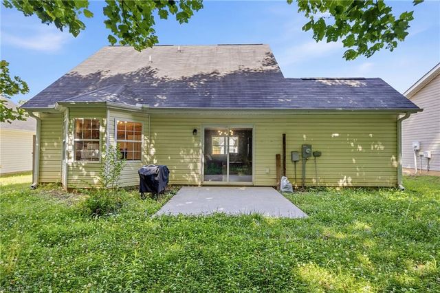 3389 Tinley Park Drive, Winston-salem, NC 27107