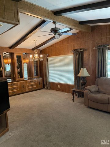 400 E Roberts Lane 68, Bakersfield, CA 93308