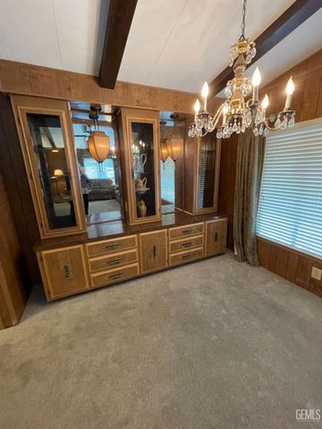 400 E Roberts Lane 68, Bakersfield, CA 93308