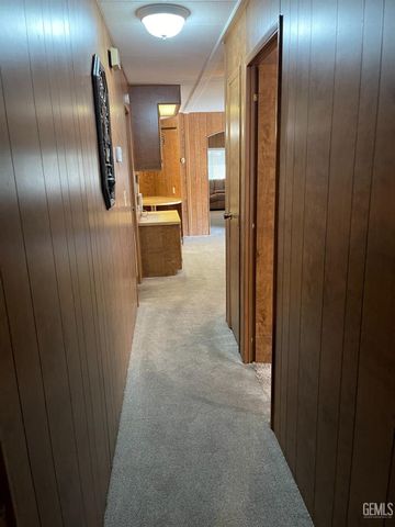 400 E Roberts Lane 68, Bakersfield, CA 93308