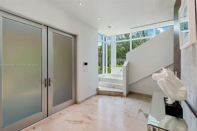 548 Fernwood Rd 548, Key Biscayne, FL 33149