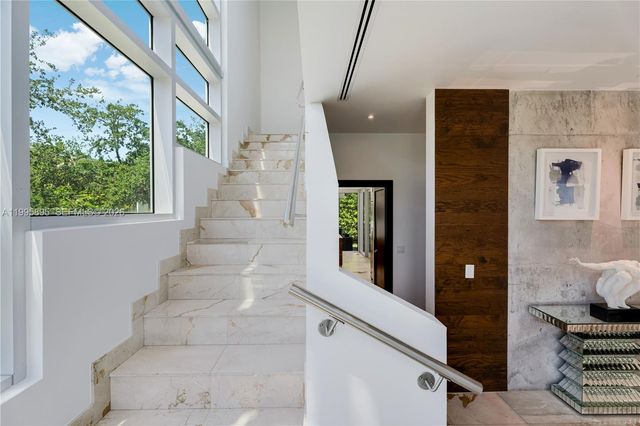 548 Fernwood Rd 548, Key Biscayne, FL 33149