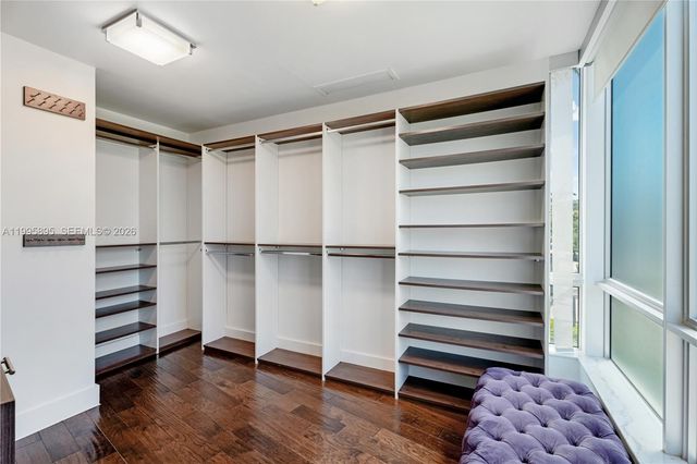 548 Fernwood Rd 548, Key Biscayne, FL 33149