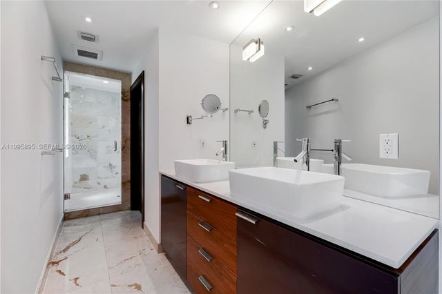 548 Fernwood Rd 548, Key Biscayne, FL 33149