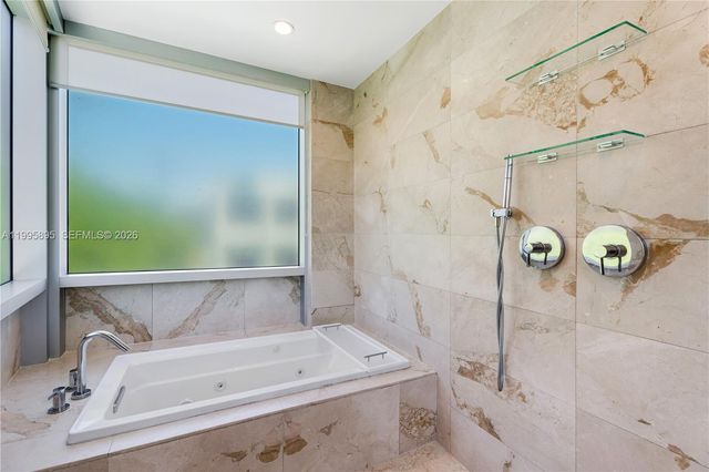 548 Fernwood Rd 548, Key Biscayne, FL 33149