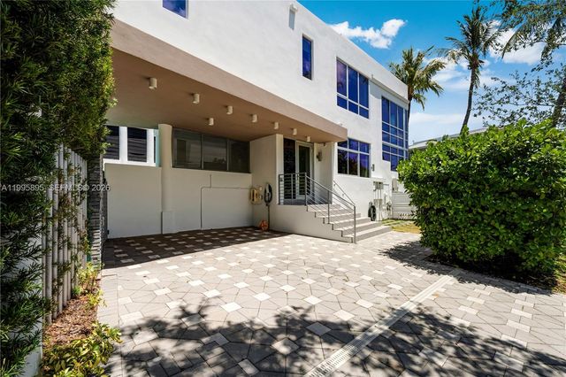 548 Fernwood Rd 548, Key Biscayne, FL 33149