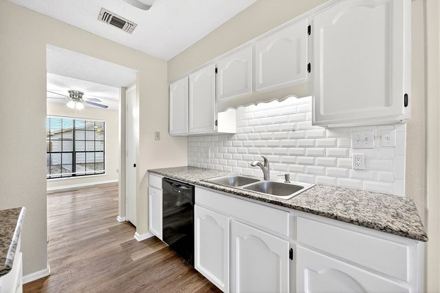 3216 Preston Dr, Midland, TX 79707