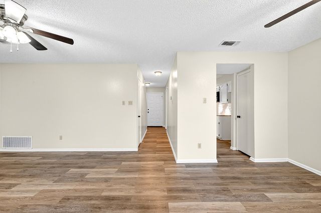 3216 Preston Dr, Midland, TX 79707