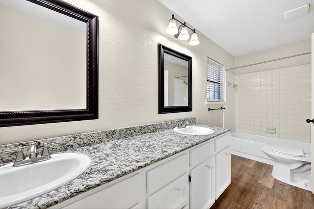 3216 Preston Dr, Midland, TX 79707