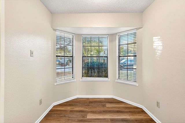 3216 Preston Dr, Midland, TX 79707