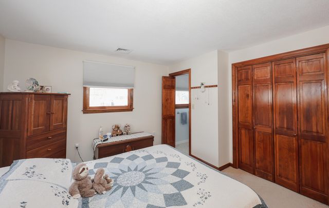 14 Loren Road, Salem, NH 03079