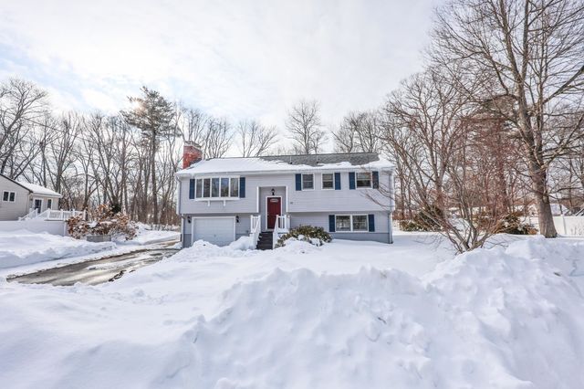 14 Loren Road, Salem, NH 03079