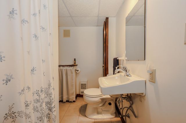 14 Loren Road, Salem, NH 03079