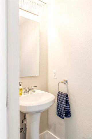 948 S Pearl Street 101, Denver, CO 80209