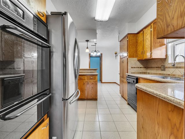 1707 Blackburn Drive, Pasadena, TX 77502