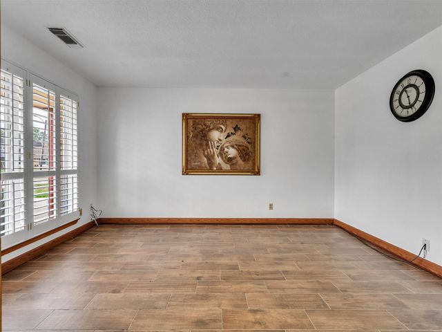 1707 Blackburn Drive, Pasadena, TX 77502